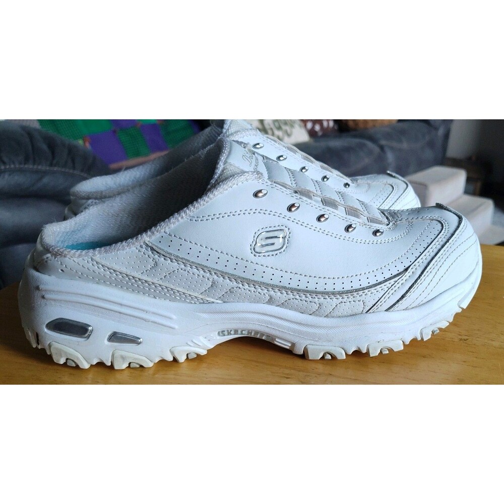 Skechers Sport Women's D'Lites Bright Sky Slip-On White/Silver 9.